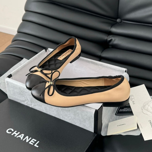CHANEL Ballet Flats In Beige Lambskin 143538