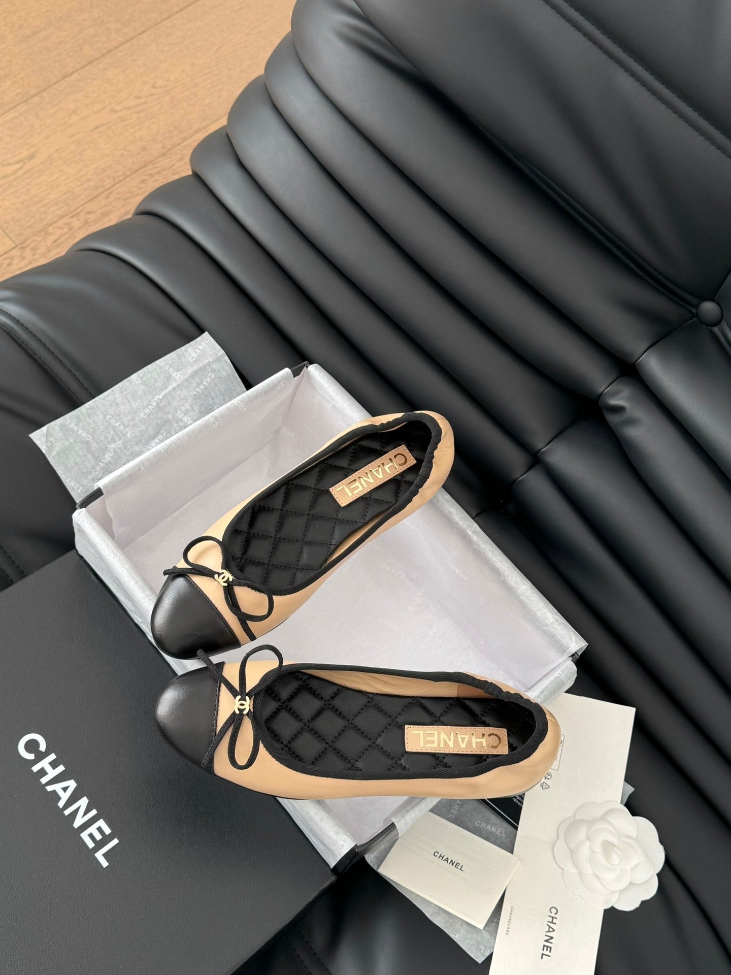 CHANEL Ballet Flats In Beige Lambskin 143538