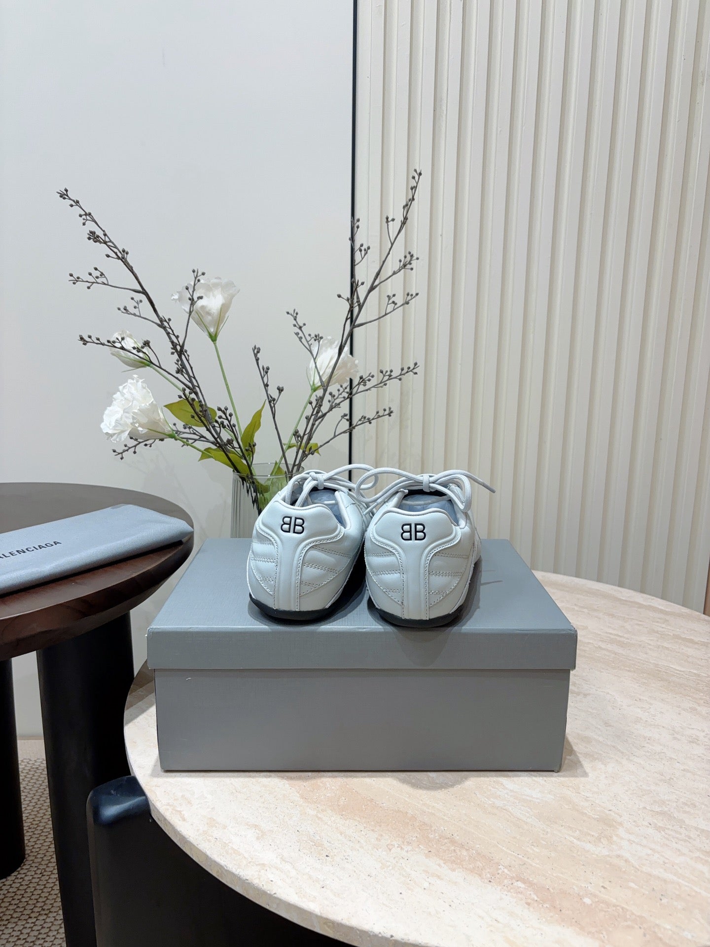 Balanciaga SOCCER SNEAKER IN WHITE QUILTED LAMBSKIN