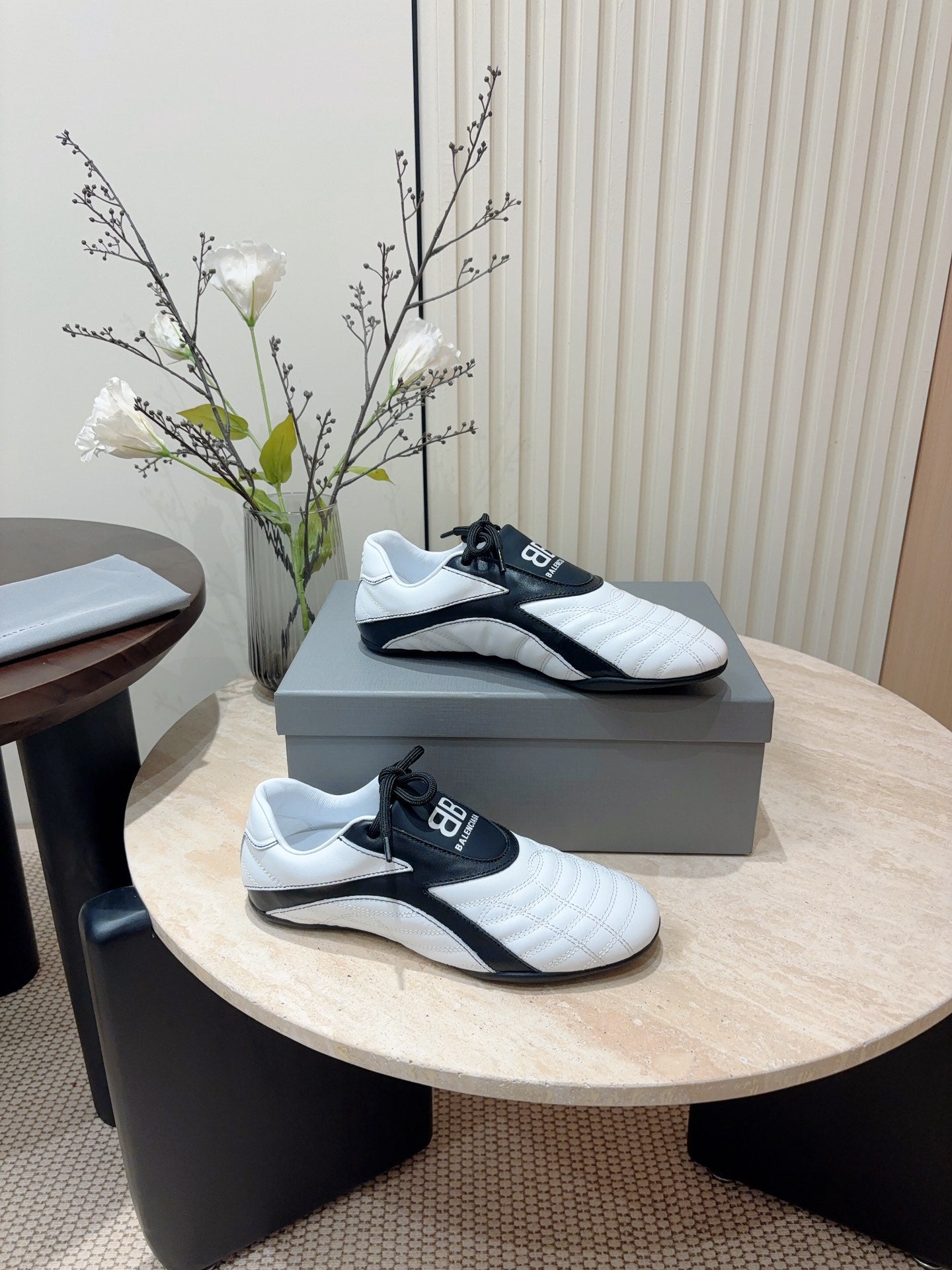 Balanciaga SOCCER SNEAKER IN WHITE MIX BLACK QUILTED LAMBSKIN