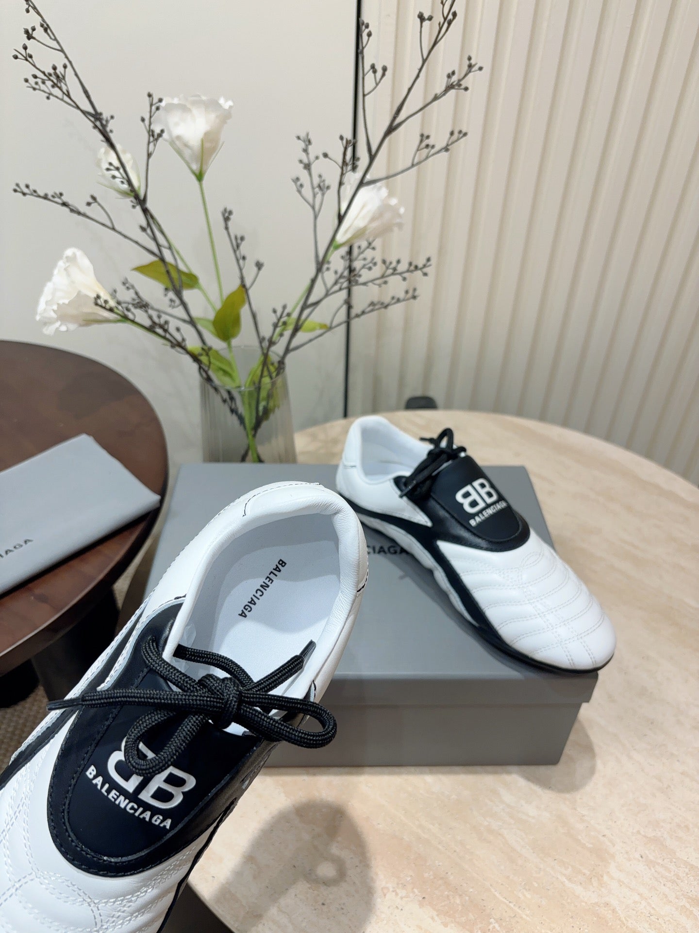 Balanciaga SOCCER SNEAKER IN WHITE MIX BLACK QUILTED LAMBSKIN
