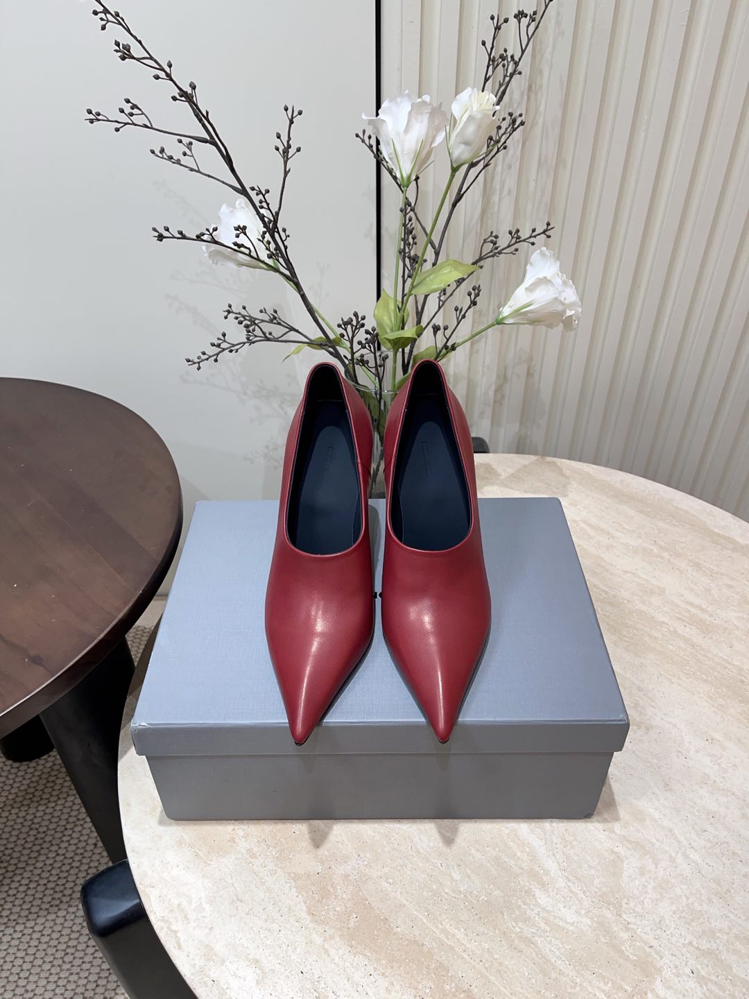 Balanciaga CURVED HEEL DEEP MOUTH PUMPS IN CADILLAC CALFSKIN