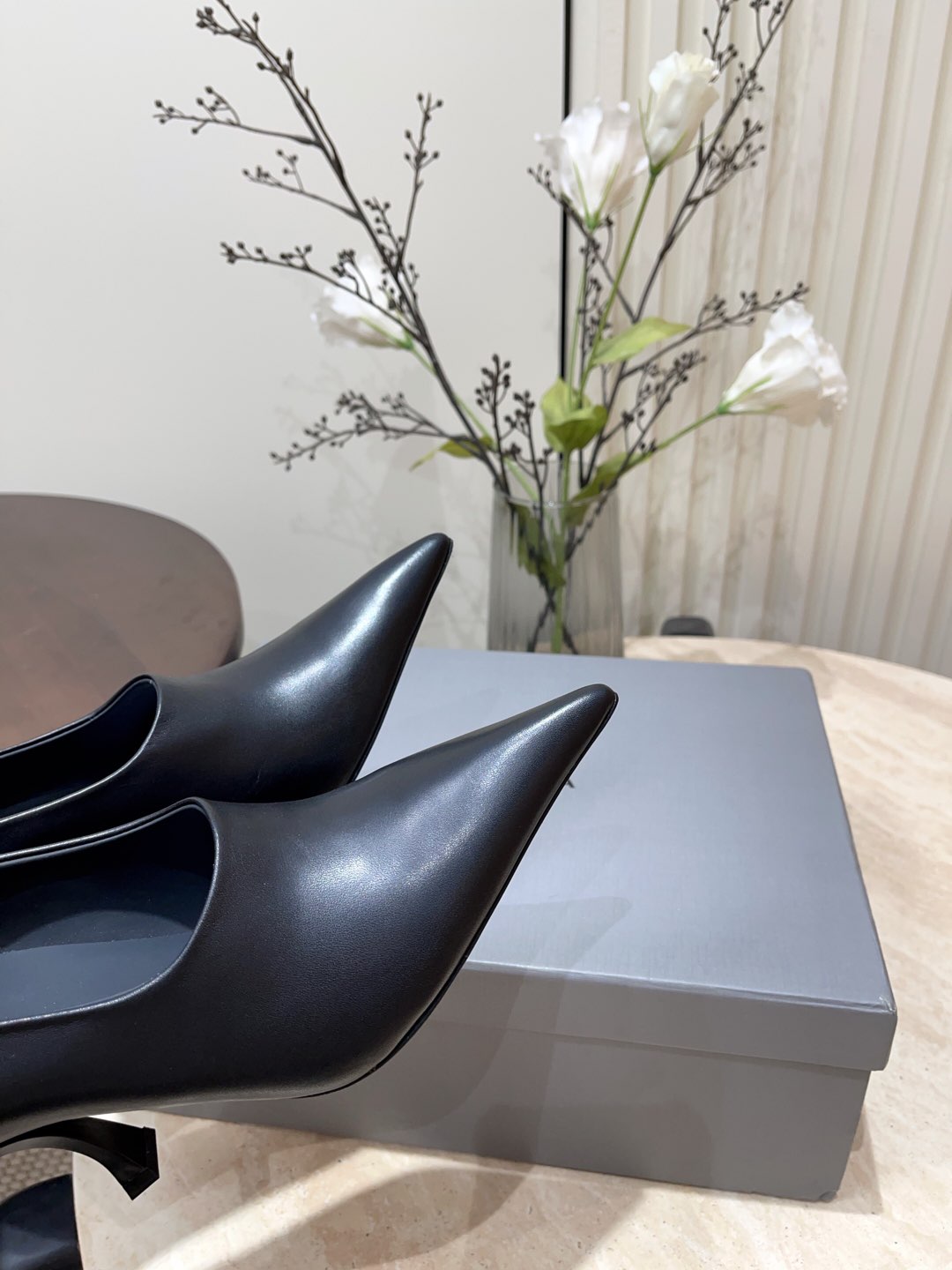 Balanciaga CURVED HEEL DEEP MOUTH PUMPS IN BLACK CALFSKIN