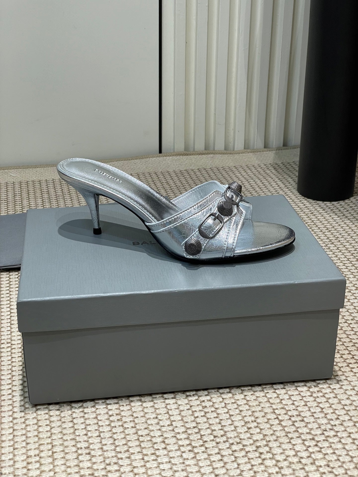 Balanciaga CAGOLE HIGH MULES IN SILVER OIL-WAX SHEEPSKIN