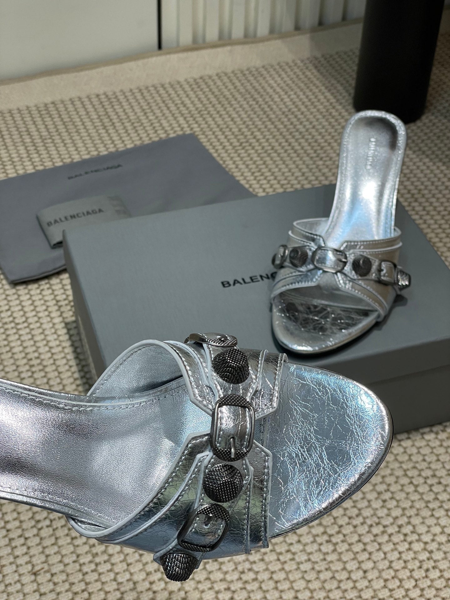 Balanciaga CAGOLE HIGH MULES IN SILVER OIL-WAX SHEEPSKIN