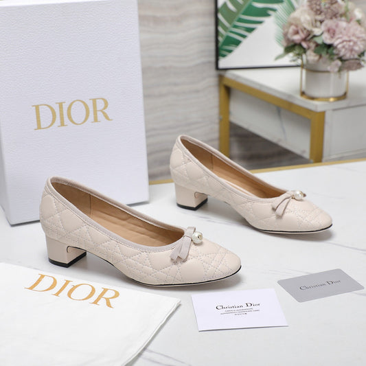DIOR Pump 40mm In White Pink Quilted Calfskin 995266