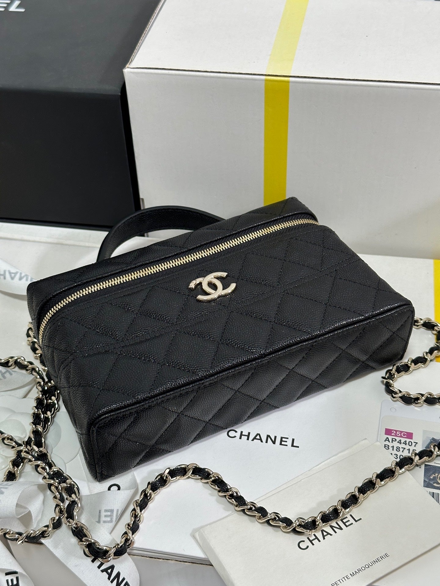CHANEL 25C Vanity Case 19.5cm Black Calfskin Silver Hardware 243640