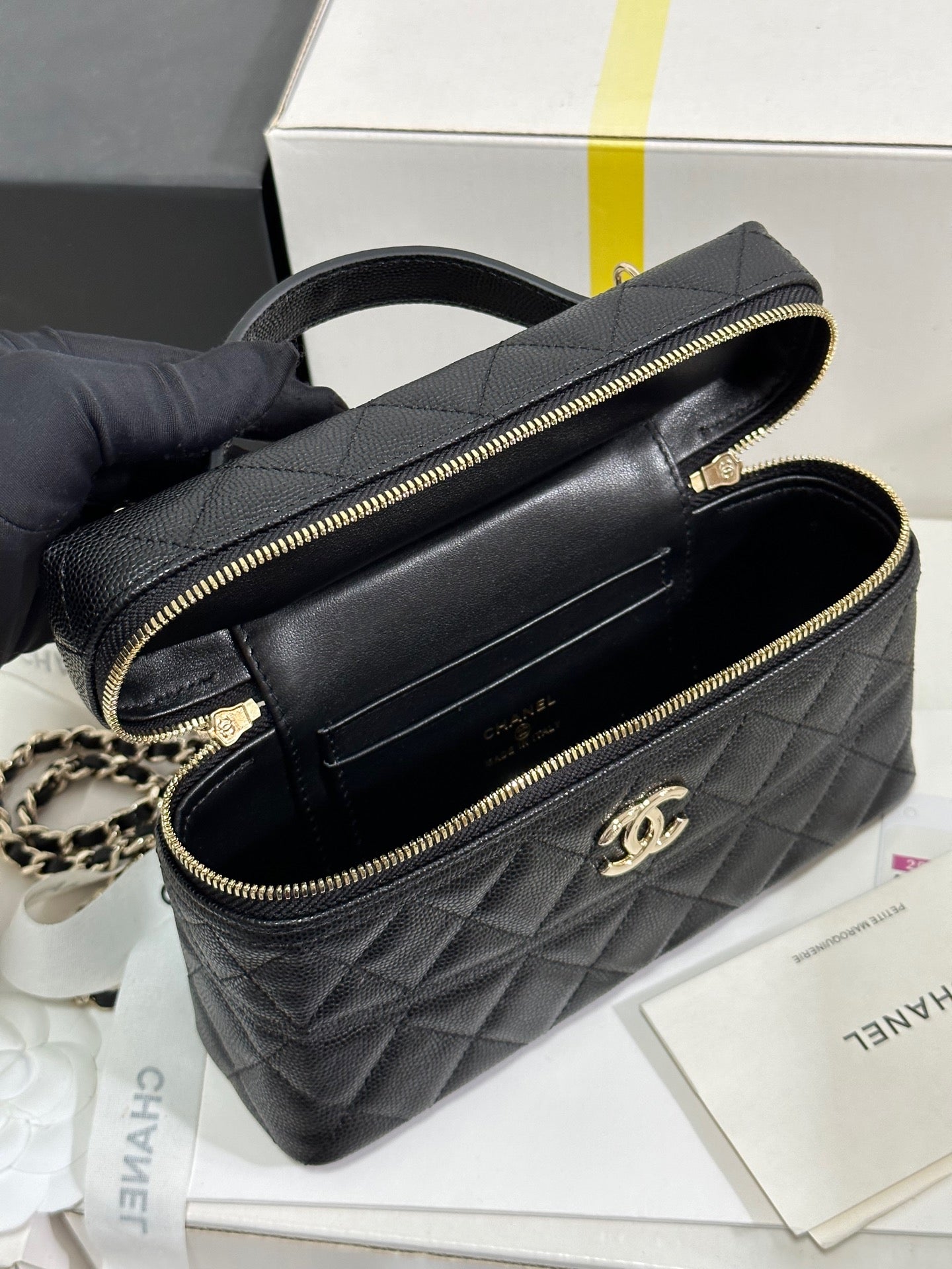 CHANEL 25C Vanity Case 19.5cm Black Calfskin Silver Hardware 243640