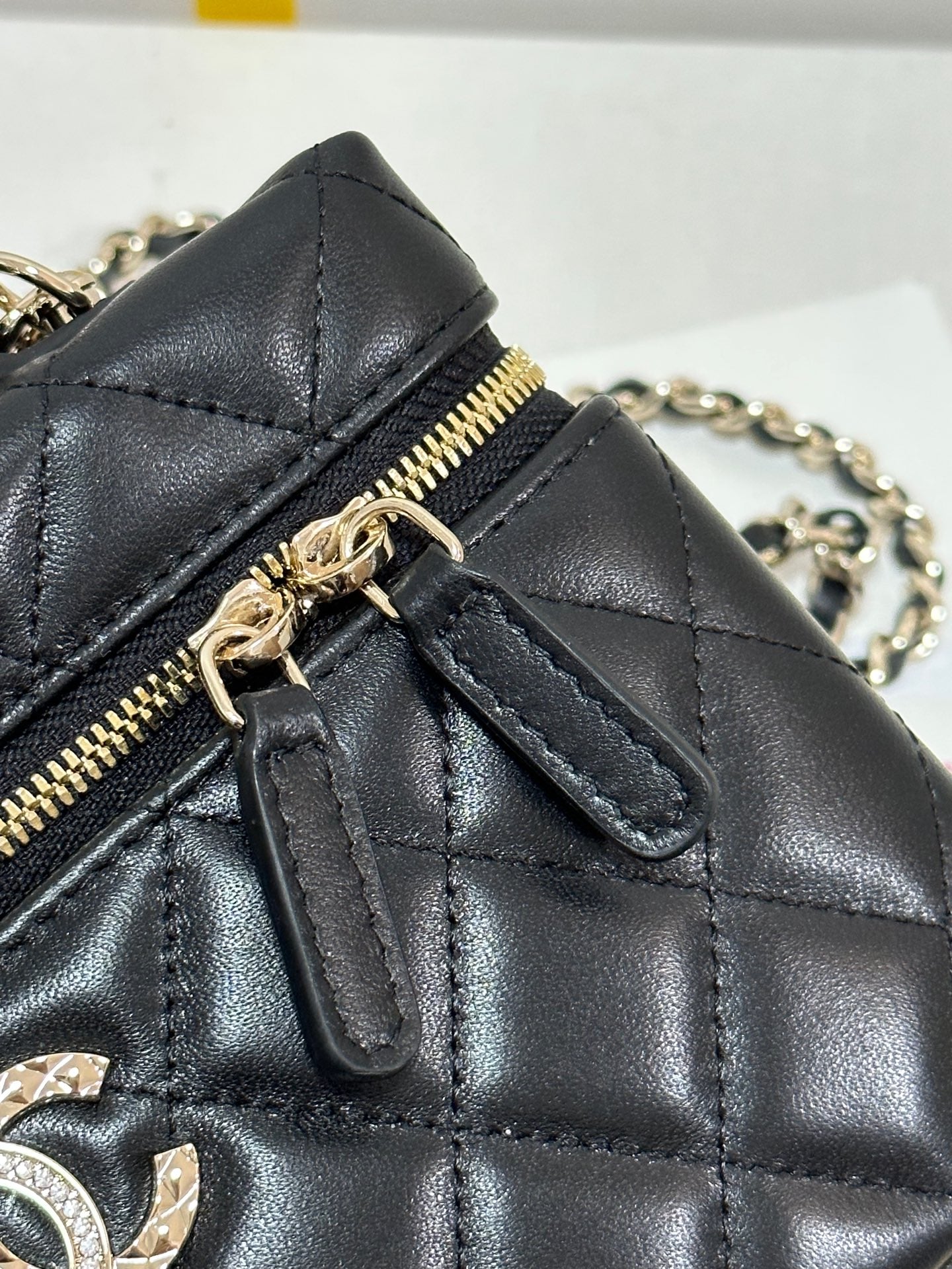CHANEL 25C Vanity Case 19.5cm Black Hanel Sheepskin Light Gold Hardware