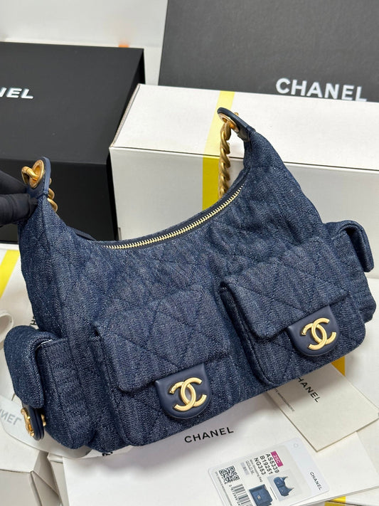 CHANEL 25C Hobo 35cm Space Demin Gold Hardware 243577