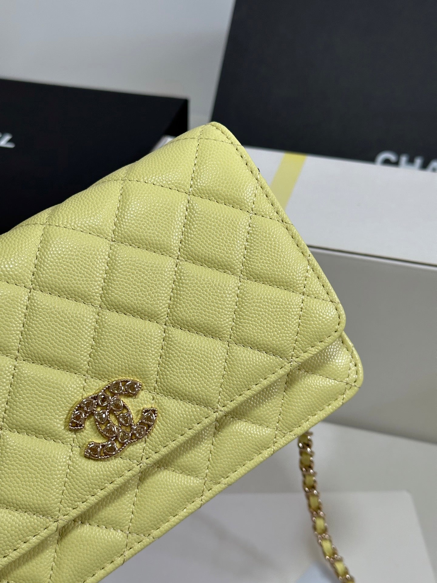 CHANEL 25P Wallet On Chain 19cm Yellow Pastel Cowhide Heart Rhinestone 243595