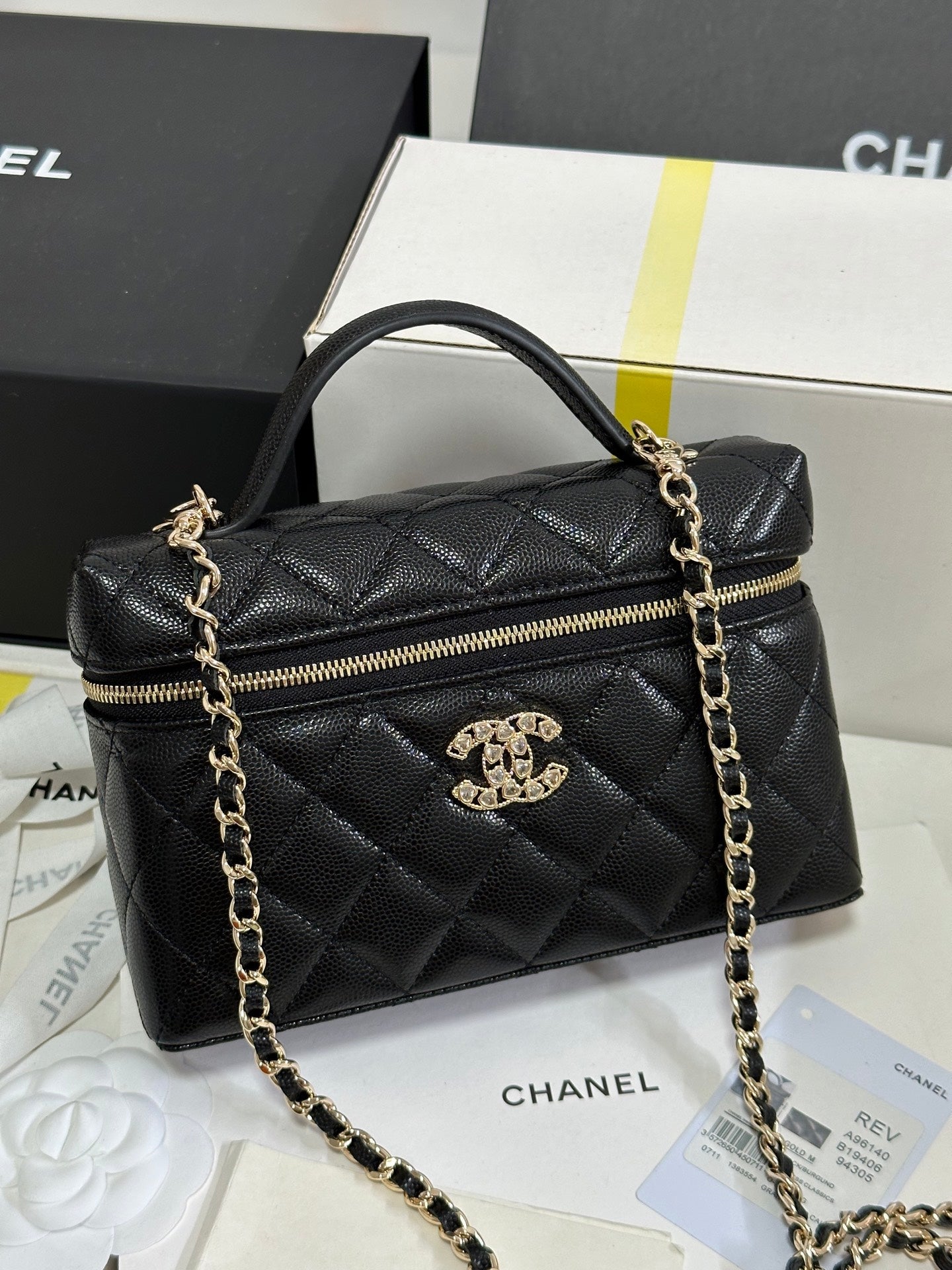 CHANEL 25P Vanity Case 19.5cm Black Calfskin Heart Rhinestone 243613