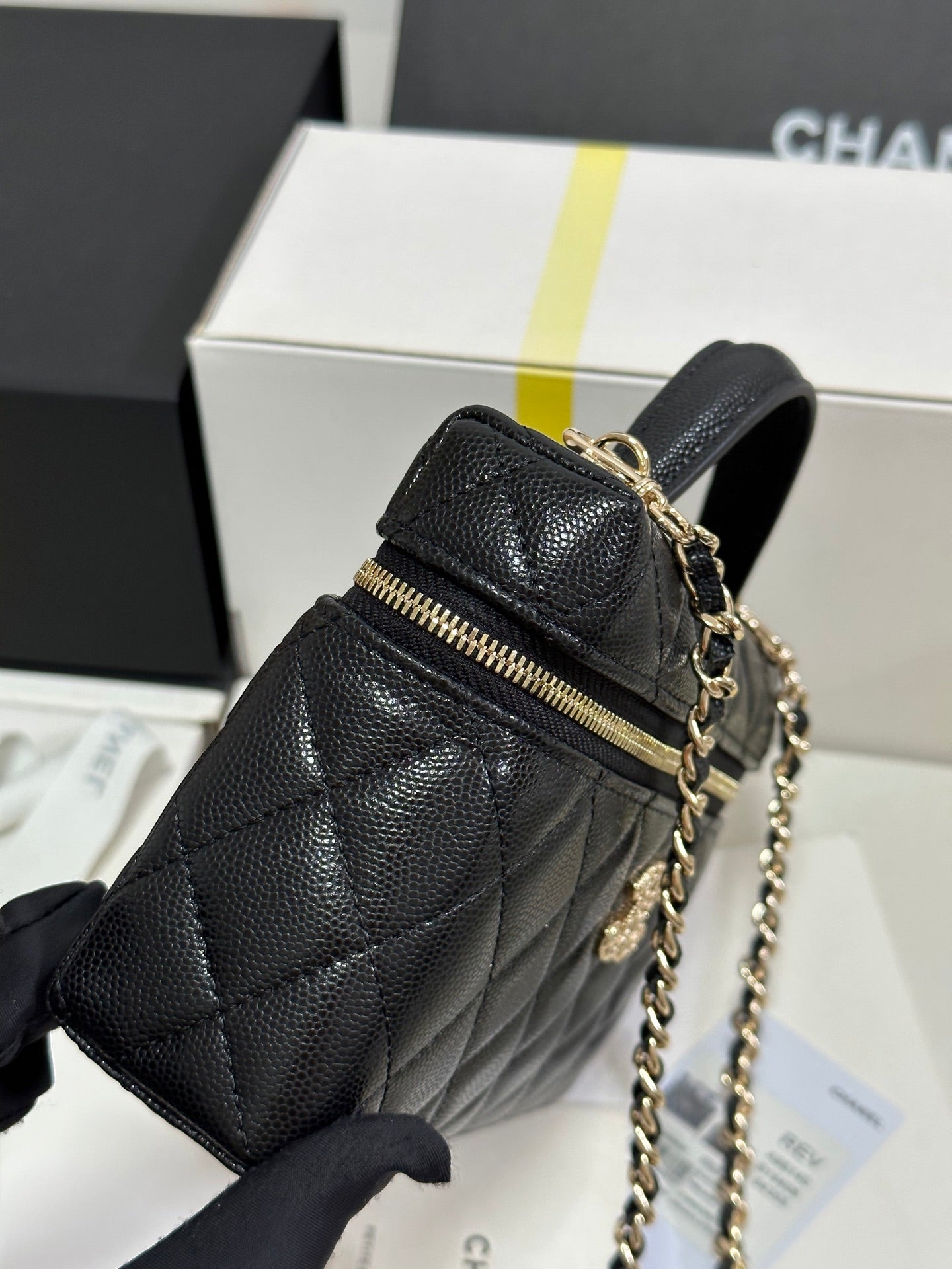 CHANEL 25P Vanity Case 19.5cm Black Calfskin Heart Rhinestone 243613