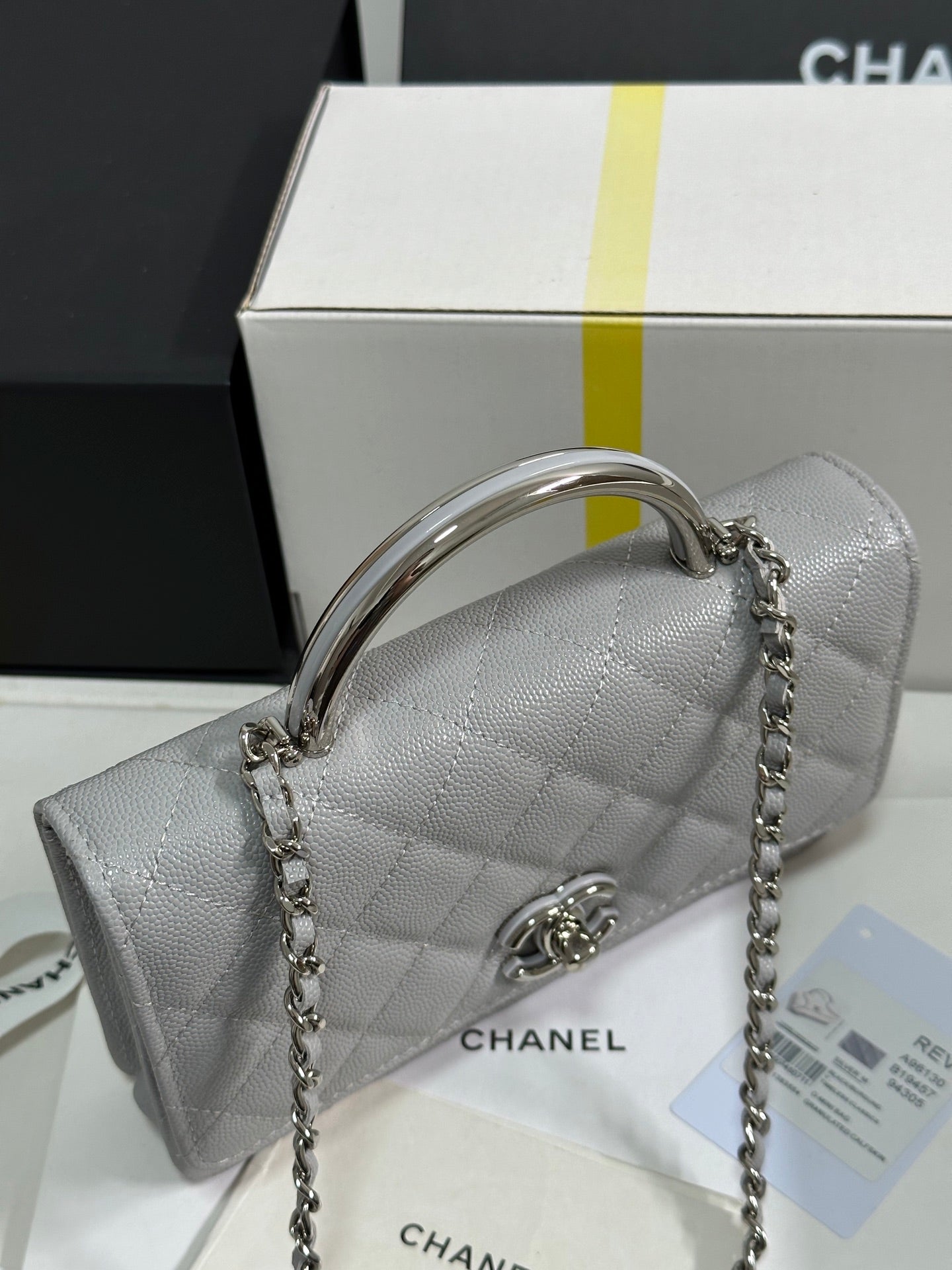 CHANEL 25P Wallet Woc Handle 19cm Light Gray Leather Silver Hardware 243454