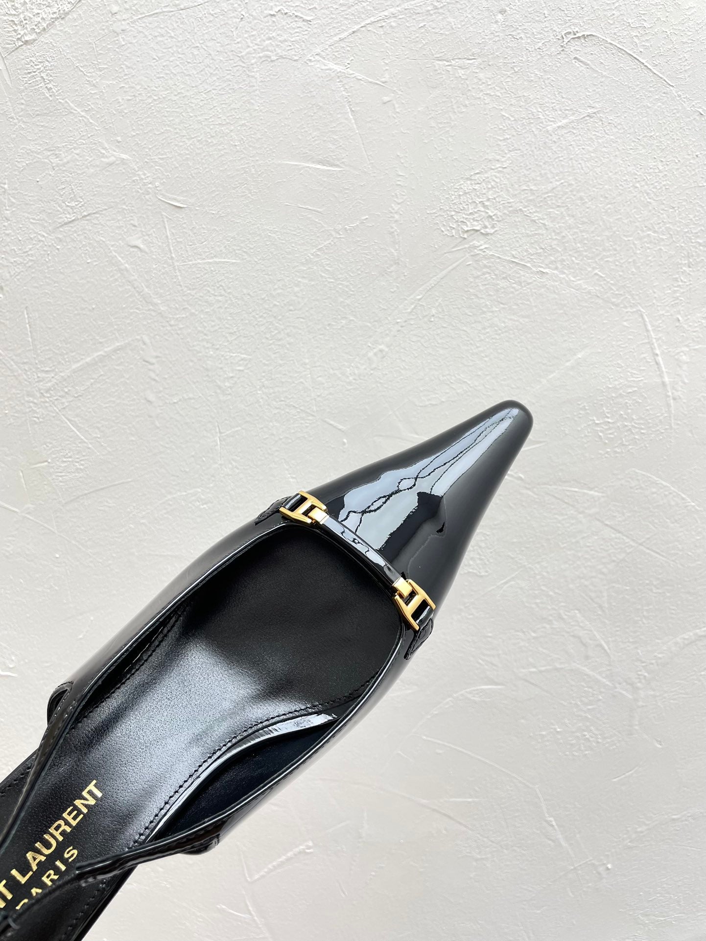 Saint Laurent CARINE SLINGBACK PUMPS 45 IN PATENT BLACK LEATHER