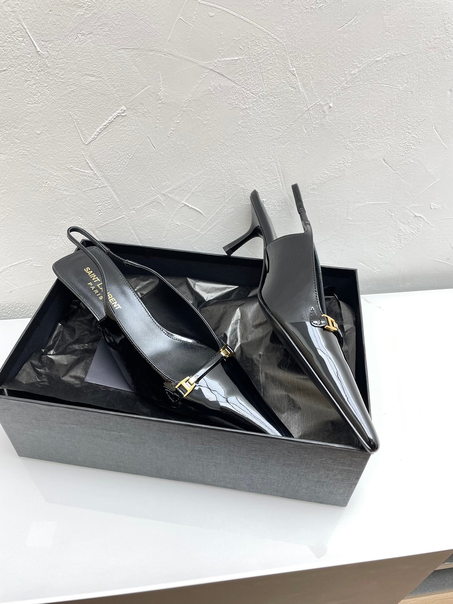 Saint Laurent CARINE SLINGBACK PUMPS 45 IN PATENT BLACK LEATHER