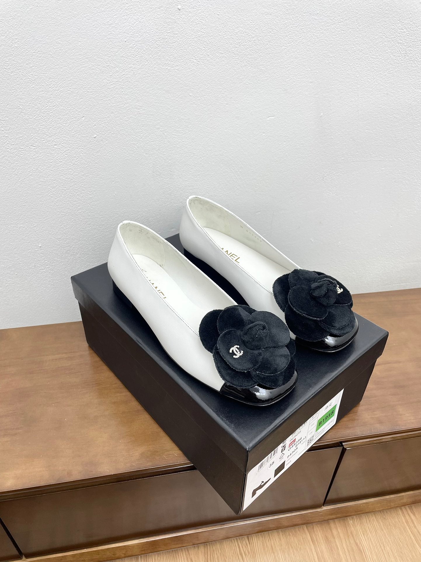 CHANEL Ballet Flats White With Camellia Black Lambskin