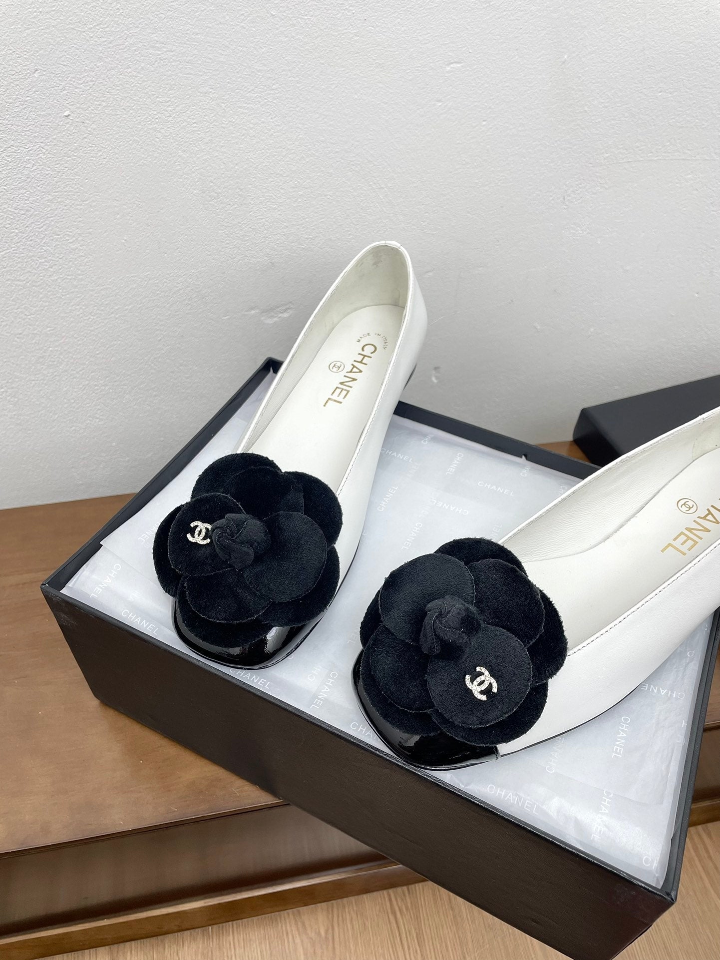 CHANEL Ballet Flats White With Camellia Black Lambskin