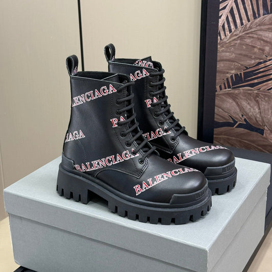 Balanciaga CHUNKY BOOTS IN BLACK SMOOTH CALFSKIN RED LOGO PRINT