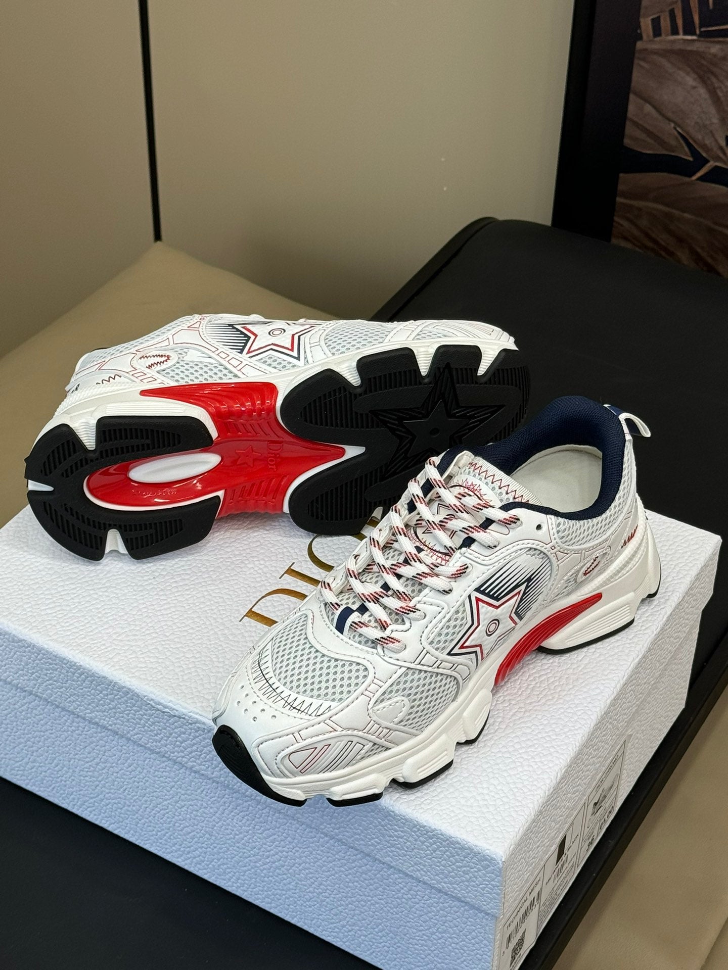 DIOR Chrono Sneaker White Mix Red Mesh Fabric 992629