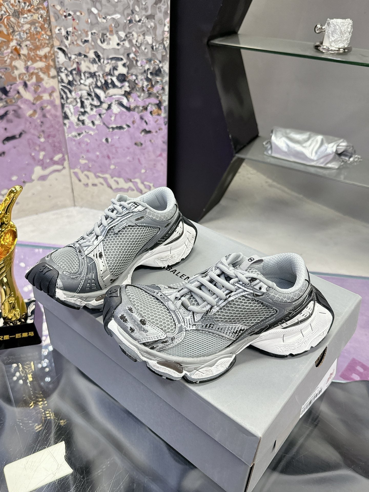 Balanciaga STAPLER SNEAKER IN GRAY POLYURETHANE AND POLYESTER