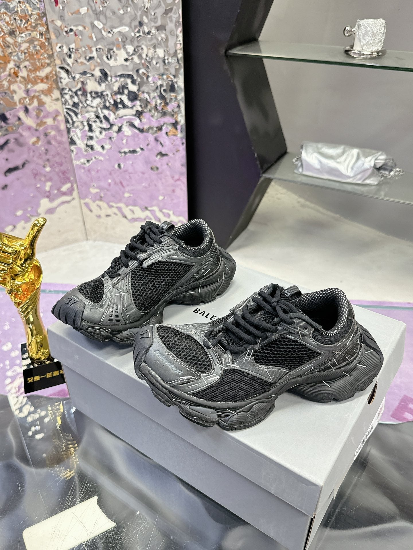 Balanciaga STAPLER SNEAKER IN BLACK MIX GRAY POLYURETHANE AND MESH