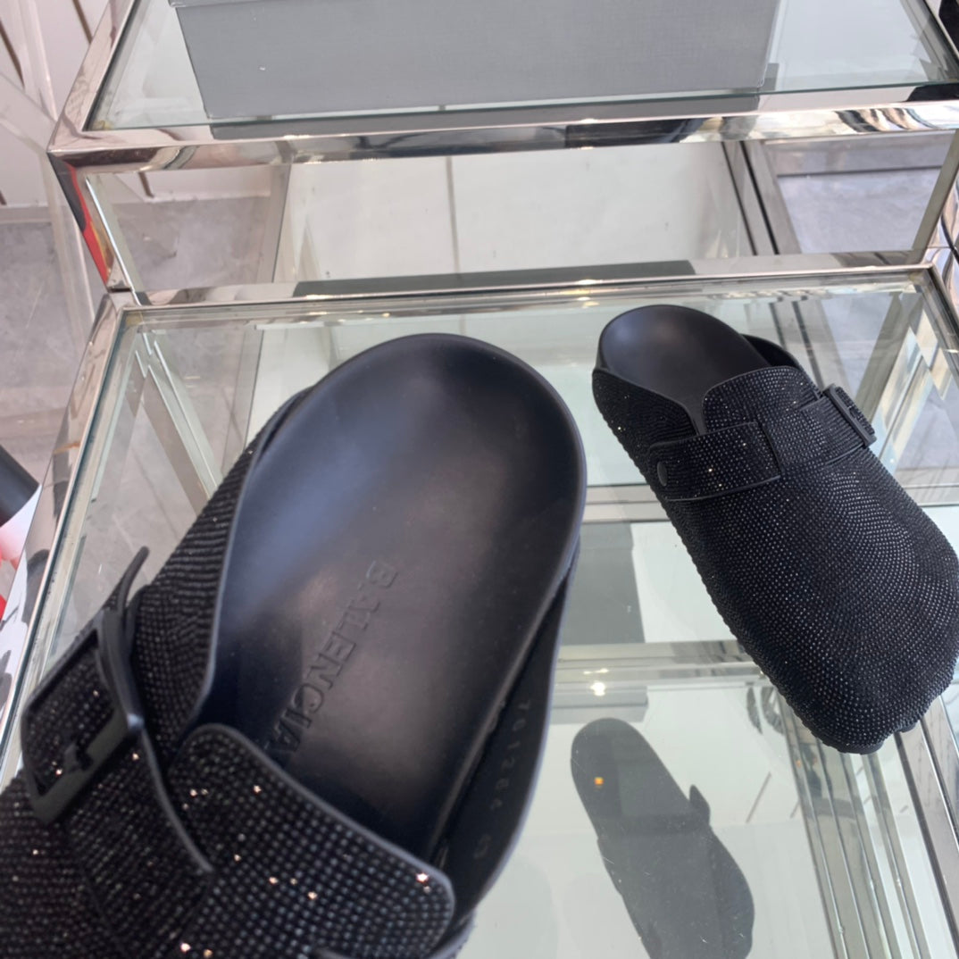 Balanciaga BIRKENSTOCK CLOG ATTACHED RHINESTONES IN BLACK CALFSKIN
