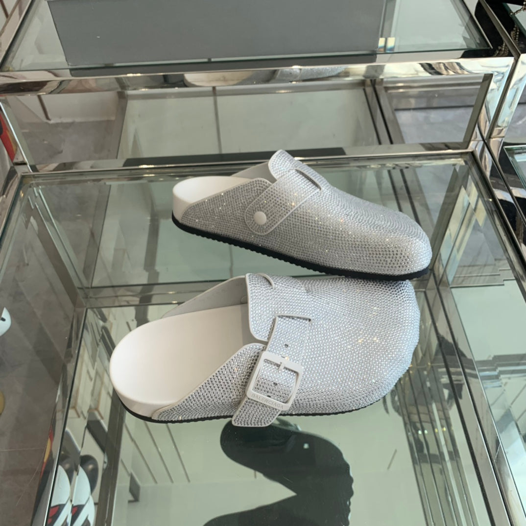 Balanciaga BIRKENSTOCK CLOG ATTACHED RHINESTONES IN WHITE CALFSKIN