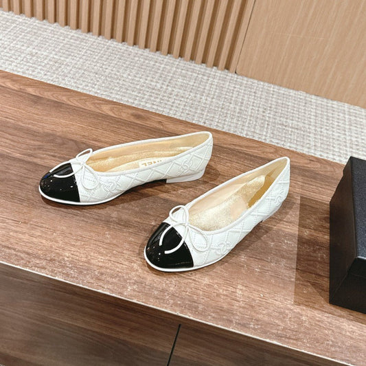 CHANEL ballet flat cream quilted lambskin black patent calfskin