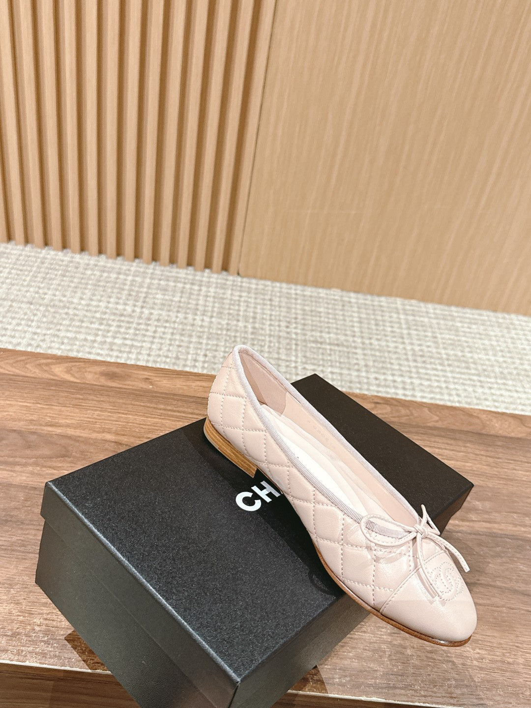 CHANEL ballet flat powder pink quilted lambskin