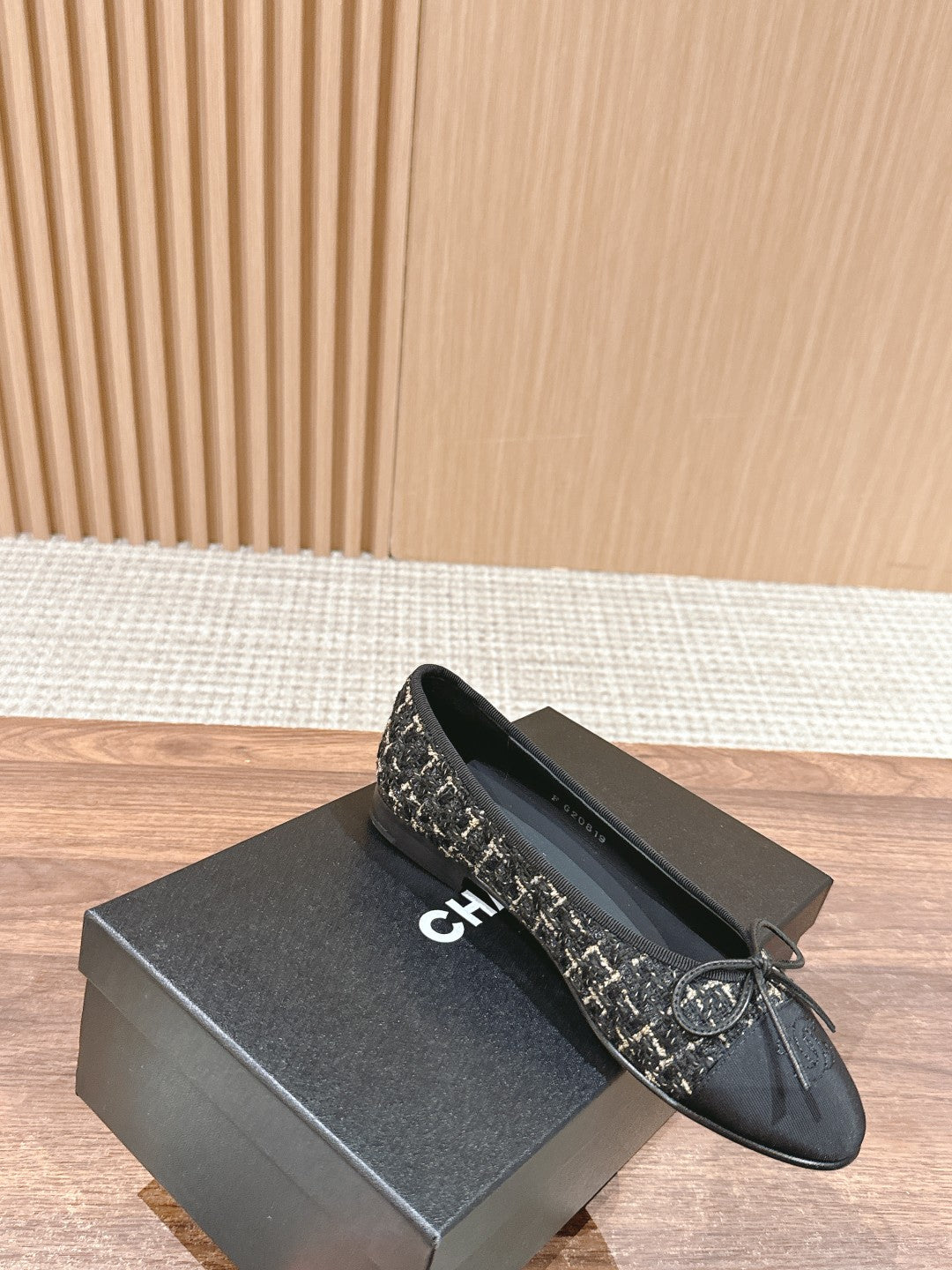 CHANEL ballet flat beige black tweed grosgrain