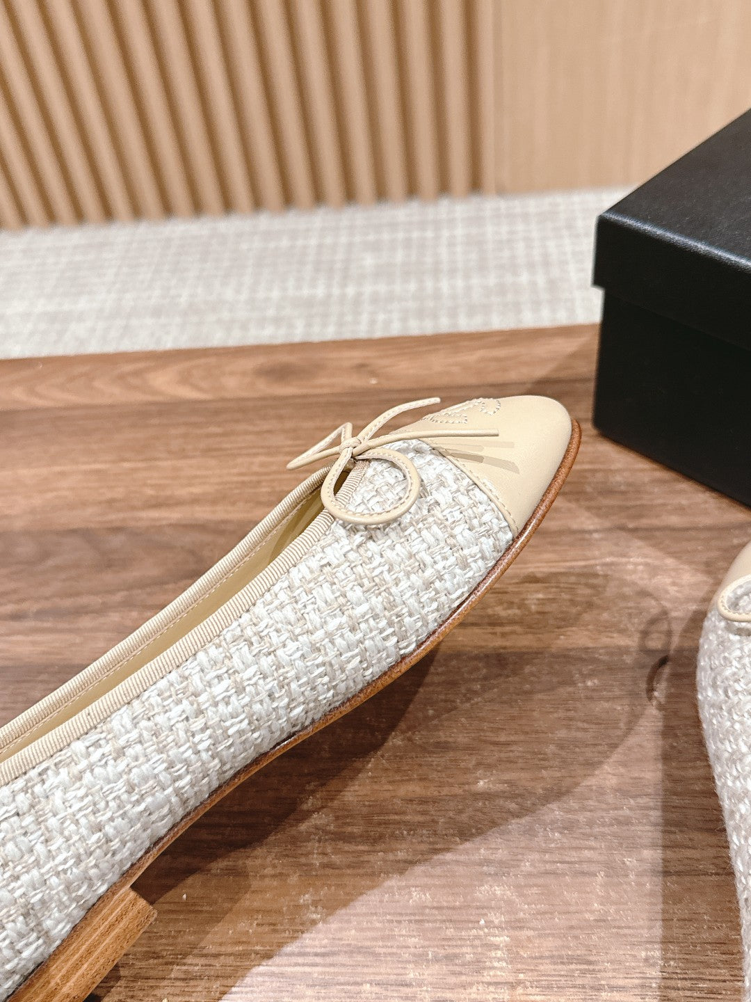 CHANEL ballet flat white grey tweed beige lambskin