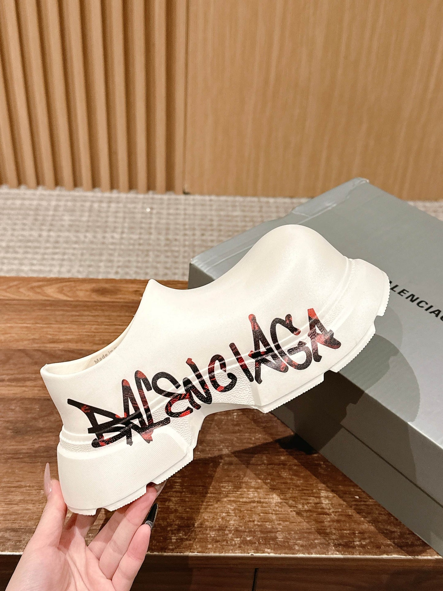 Balanciaga GRAFFITI THICK-SOLED CHEF SHOES IN WHITE RUBBER