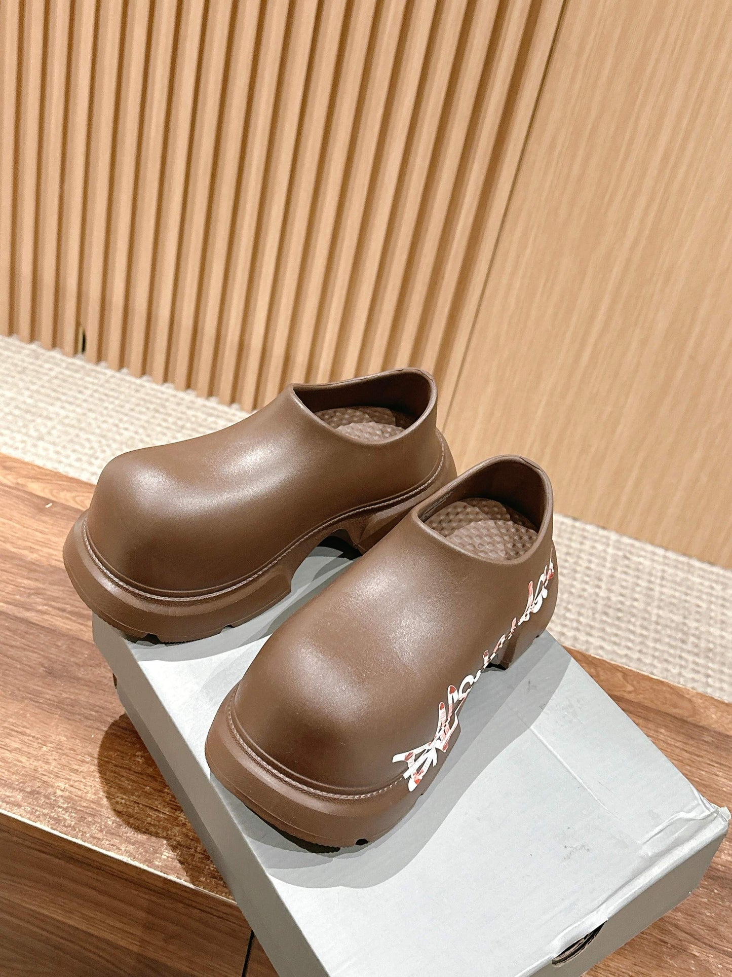 Balanciaga GRAFFITI THICK-SOLED CHEF SHOES IN BROWN RUBBER