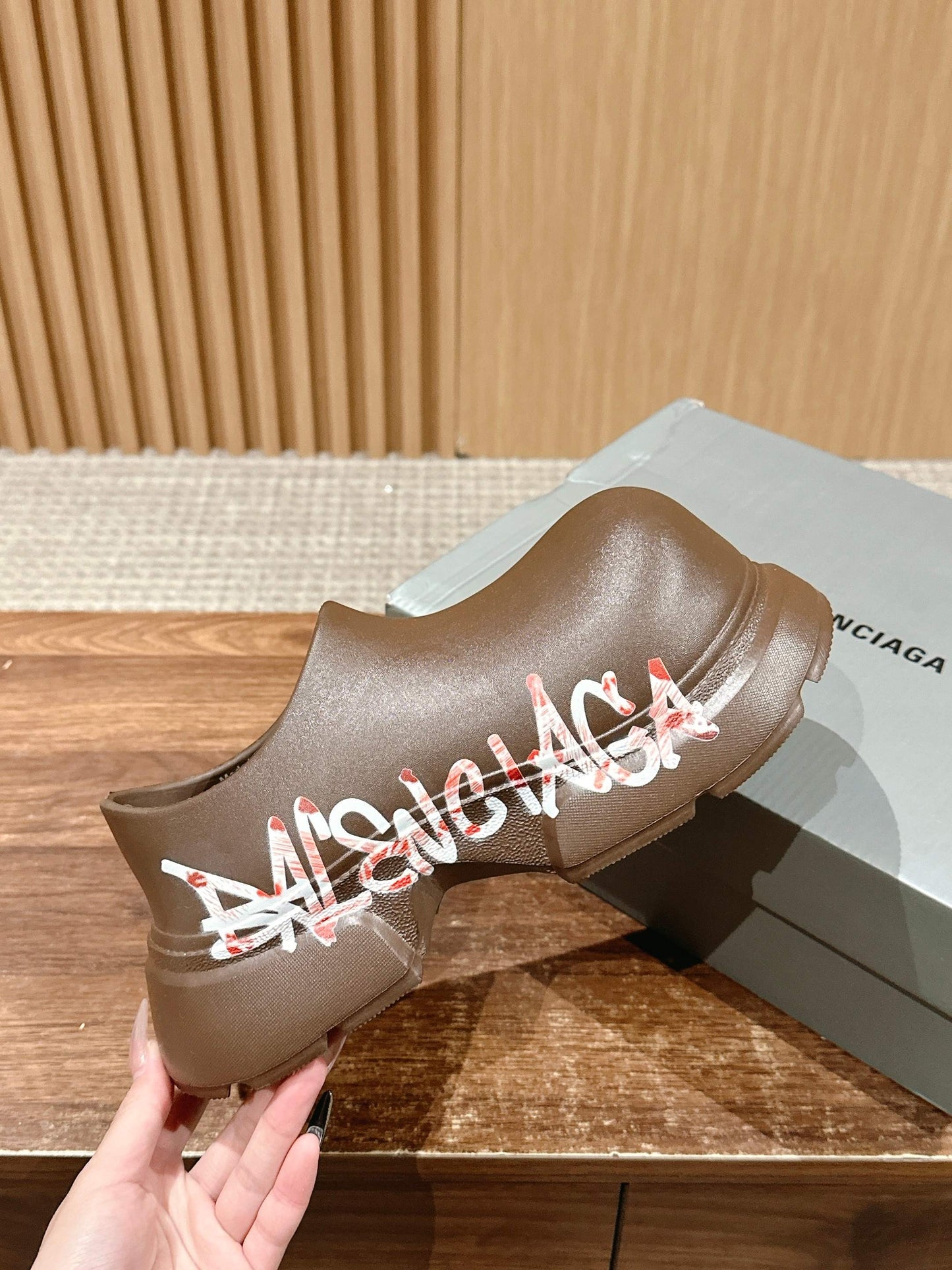 Balanciaga GRAFFITI THICK-SOLED CHEF SHOES IN BROWN RUBBER