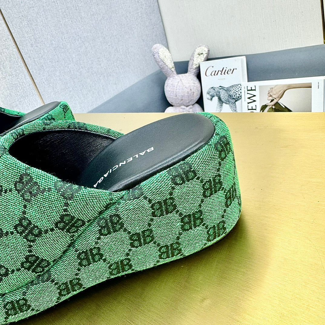 Balanciaga WEDGE SANDALS IN GREEN MONOGRAM JACQUARD FABRIC