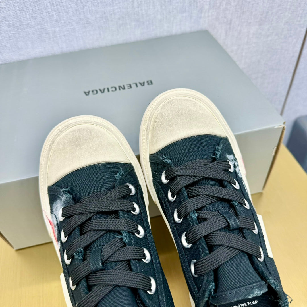Balanciaga SNEAKER MULES IN BLACK CANVAS GRAFFITI LOGO