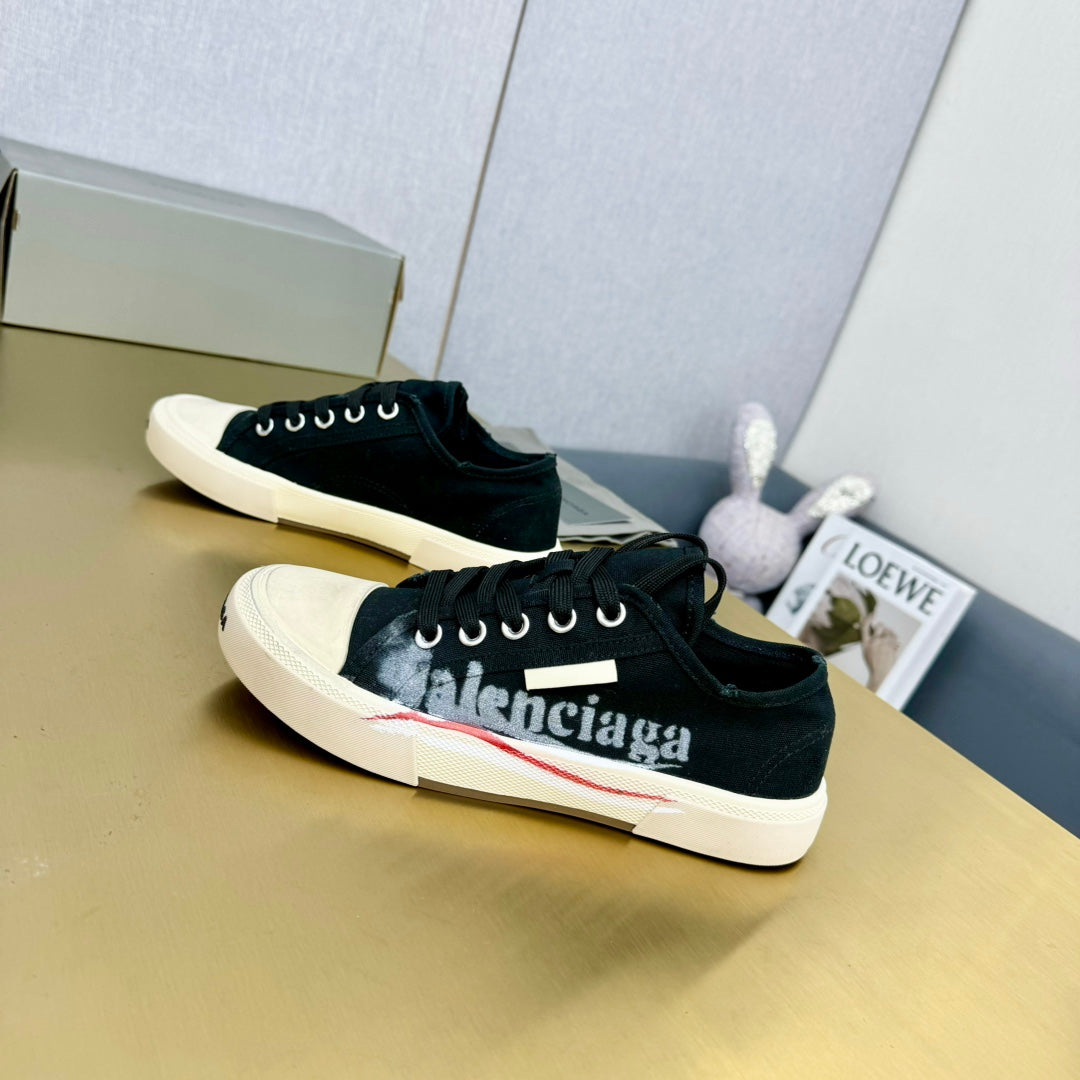 Balanciaga SNEAKERS IN BLACK CANVAS GRAFFITI LOGO