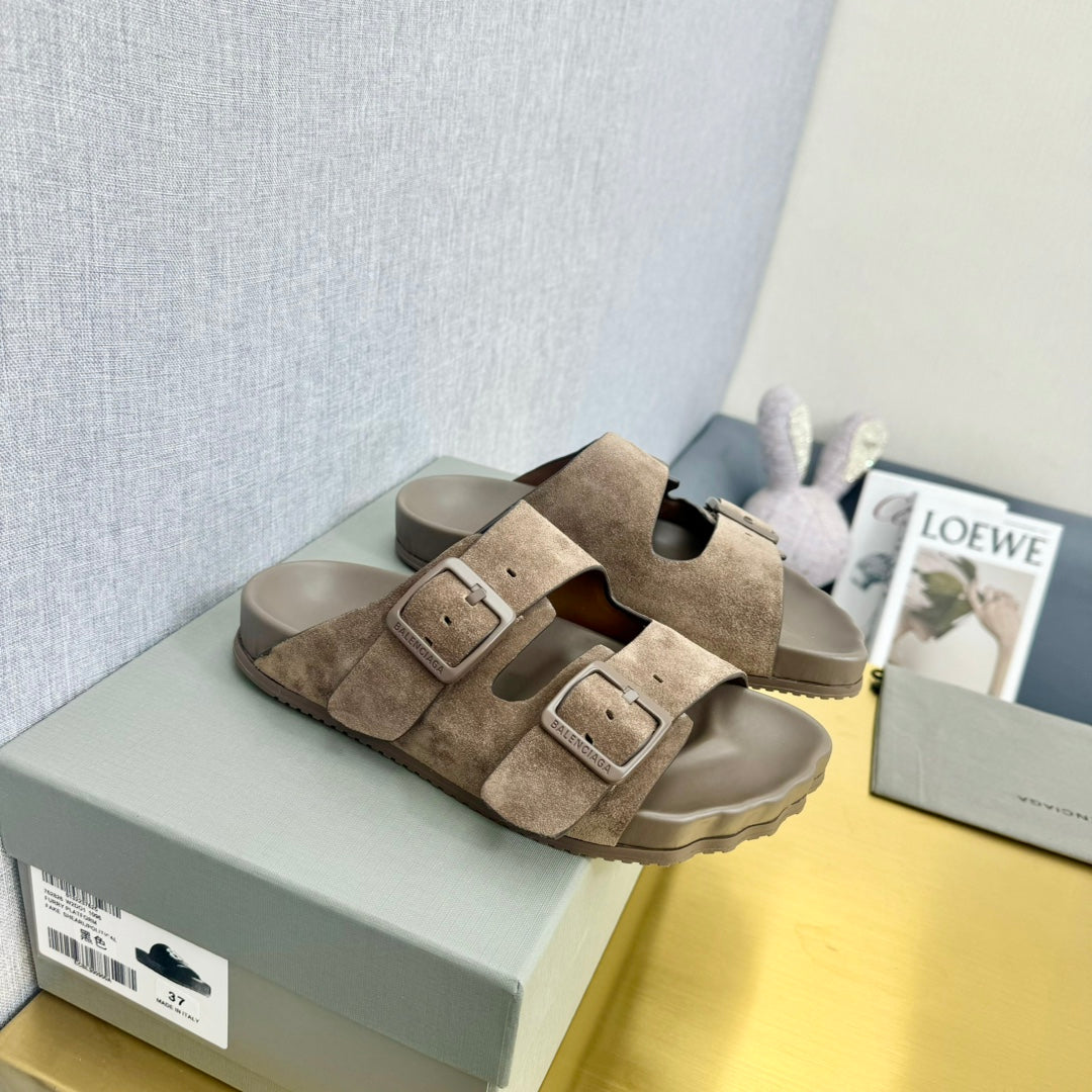 Balanciaga BIRKENSTOCK SLIPPERS IN LIGHT BROWN SUEDE