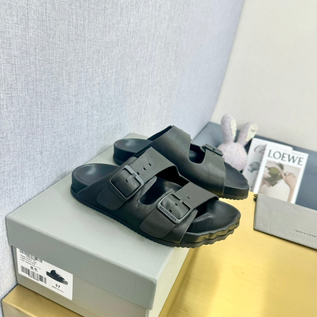 Balanciaga BIRKENSTOCK SLIPPERS IN BLACK CALFSKIN