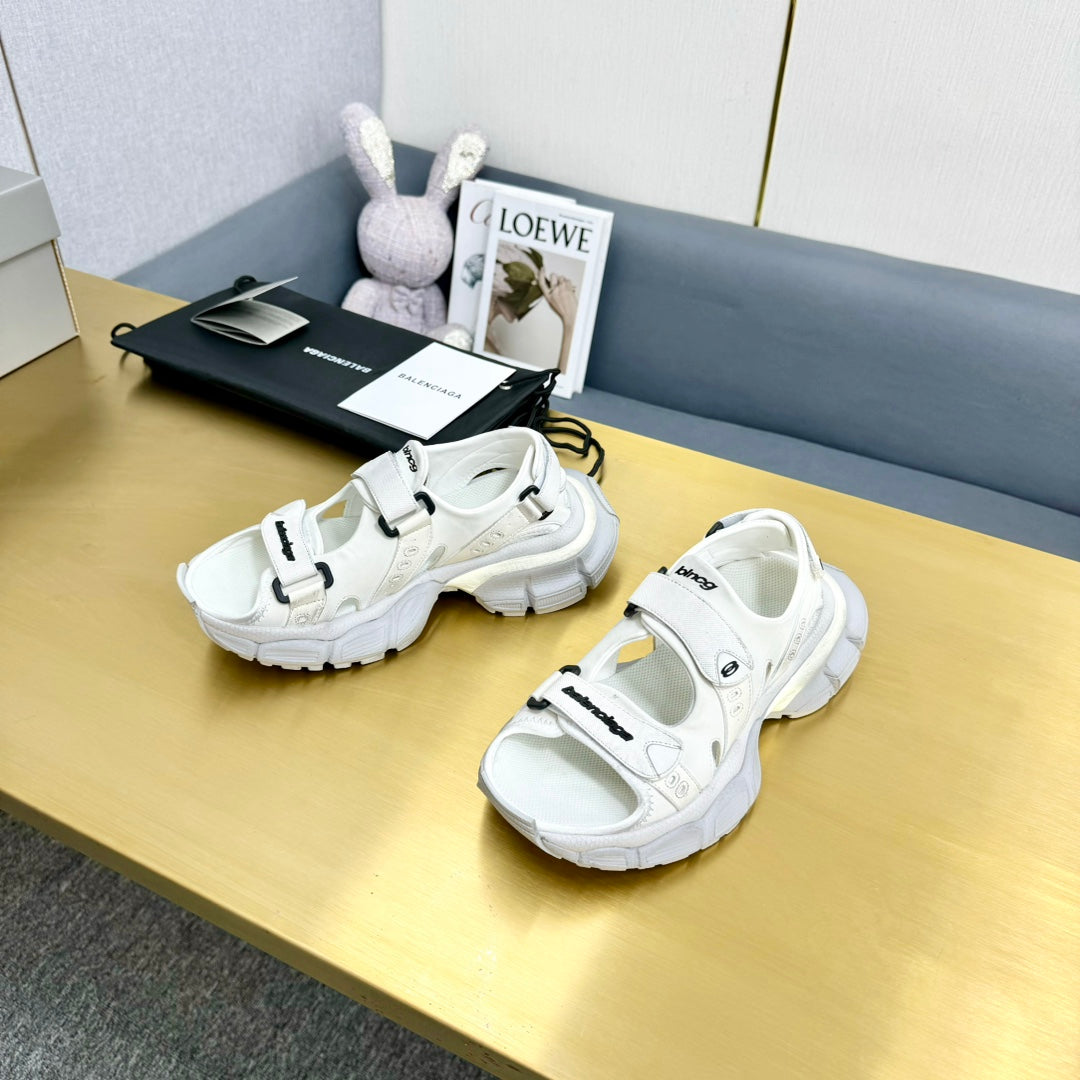 Balanciaga 3XL SPORTY SANDALS IN WHITE POLYURETHANE, POLYESTER AND TPU