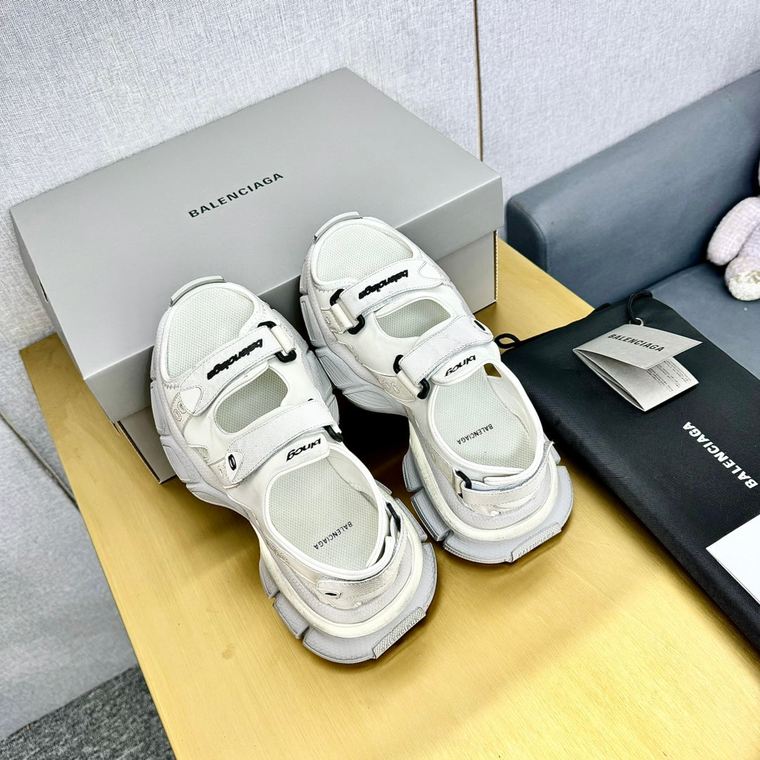 Balanciaga 3XL SPORTY SANDALS IN WHITE POLYURETHANE, POLYESTER AND TPU