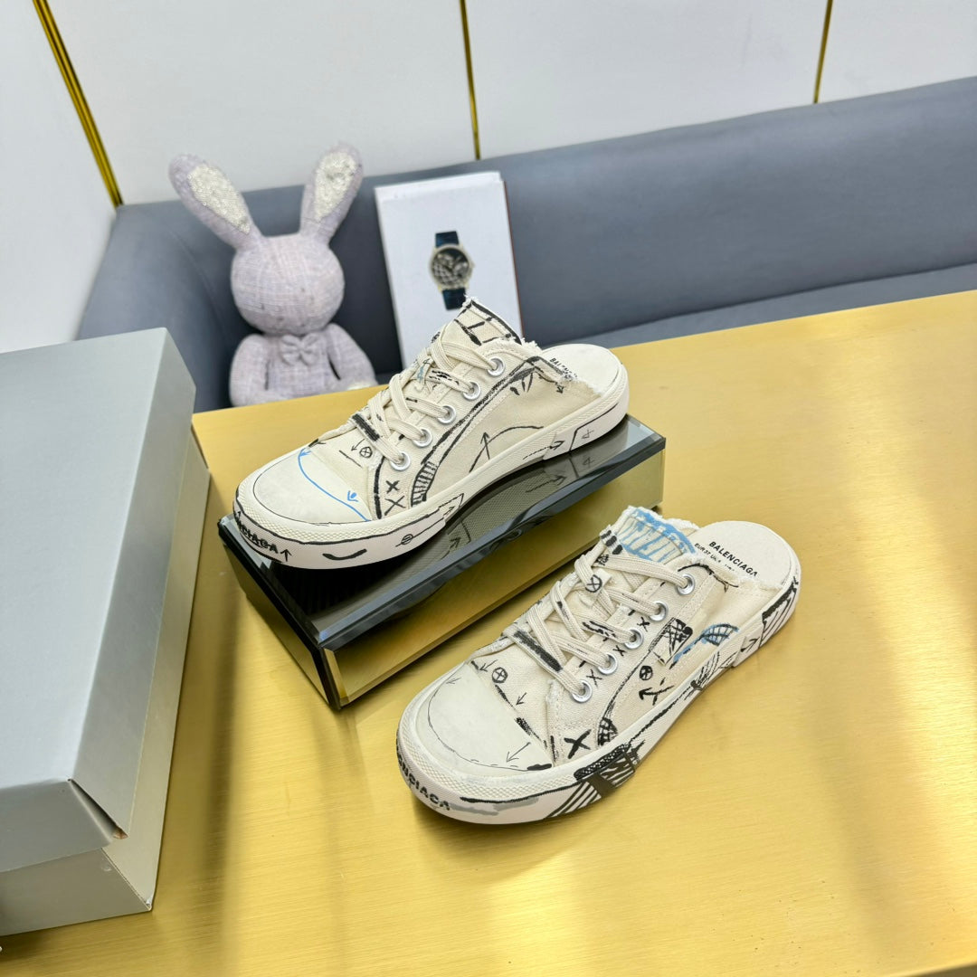 Balanciaga SKETCH SNEAKER MULES IN BEIGE CANVAS