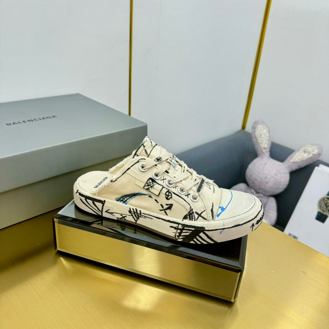 Balanciaga SKETCH SNEAKER MULES IN BEIGE CANVAS