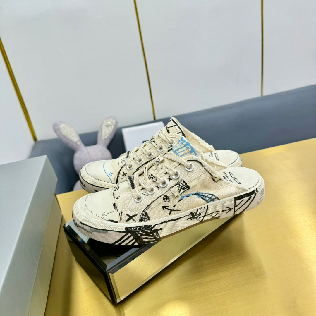 Balanciaga SKETCH SNEAKER MULES IN BEIGE CANVAS