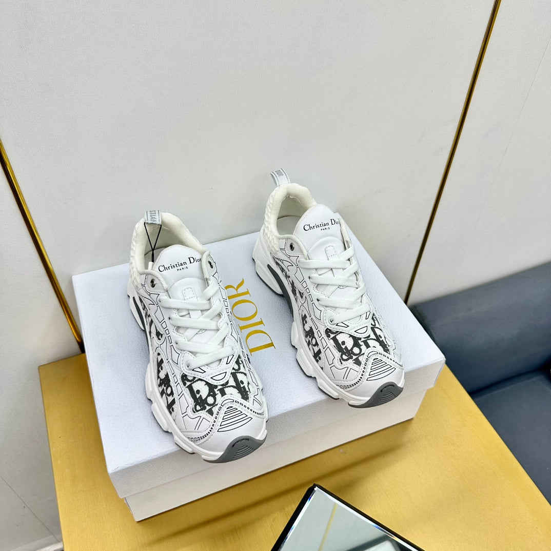 DIOR Chrono Sneaker 40mm In White Mesh Fabric 994570