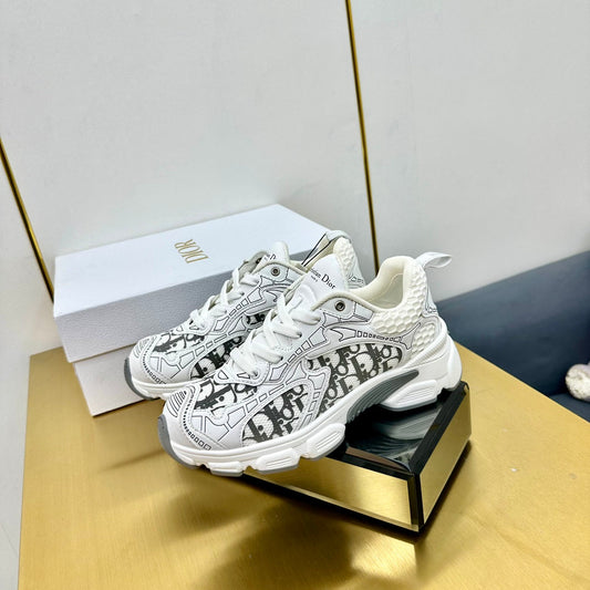 DIOR Chrono Sneaker 40mm In White Mesh Fabric 994570