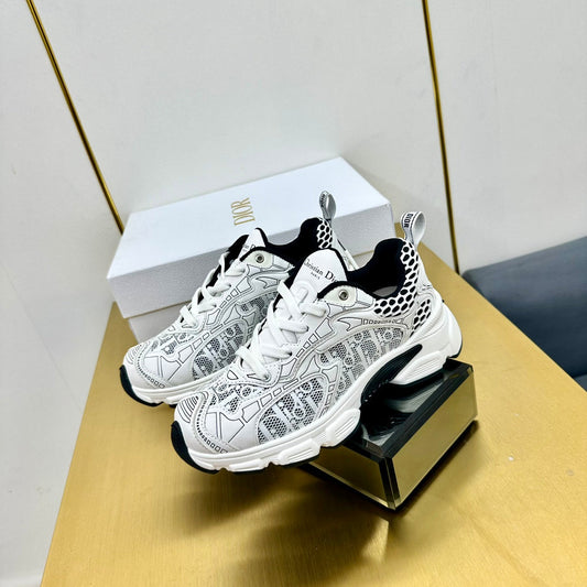 DIOR Chrono Sneaker 40mm In White Mesh Fabric 994576
