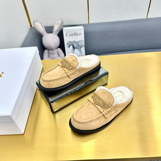 DIOR Boy Mule In Beige Vintage Suede With Wool Fleece Lining 111830