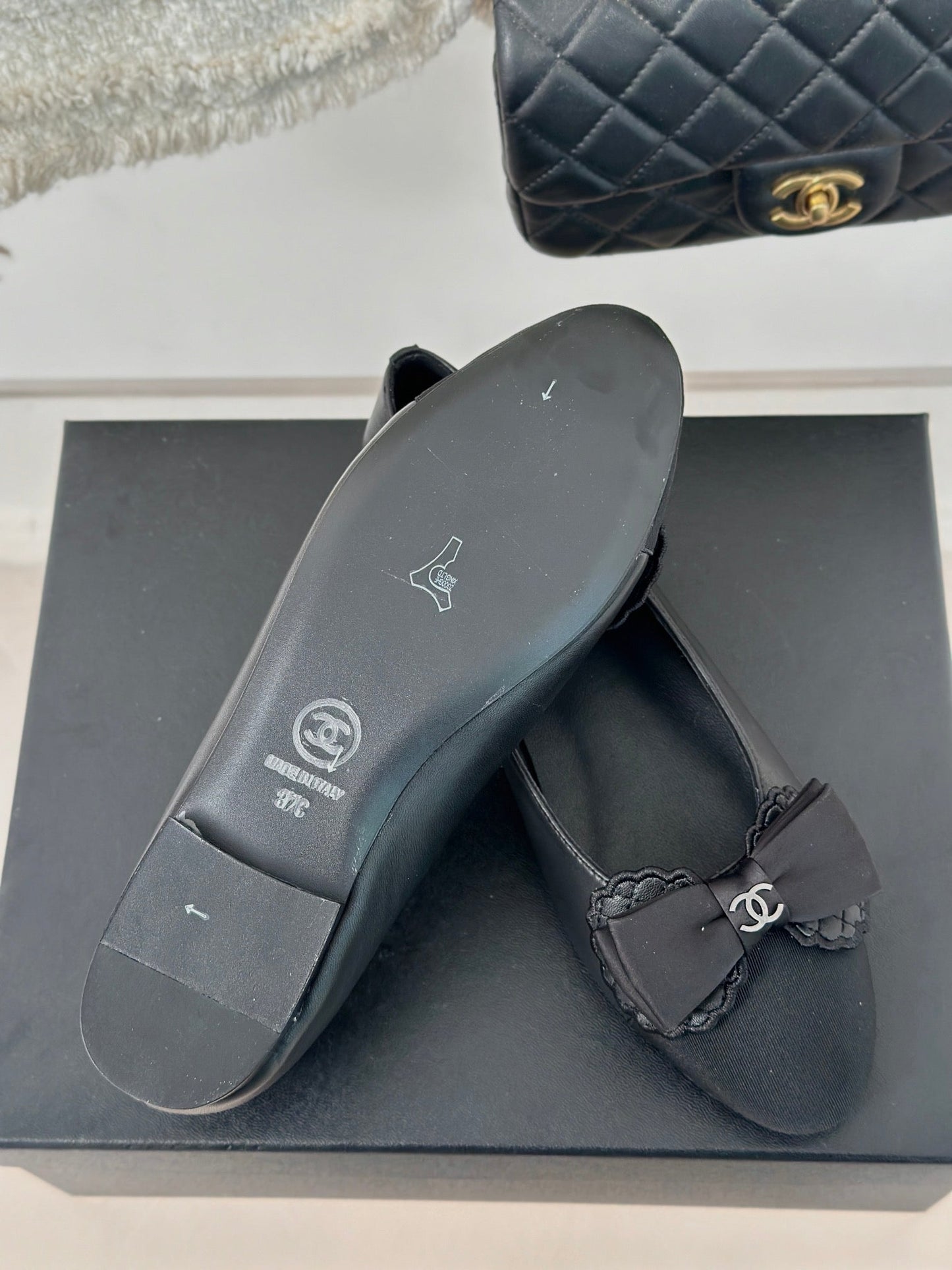 CHANEL Ballet Flats Black With Bow Lambskin